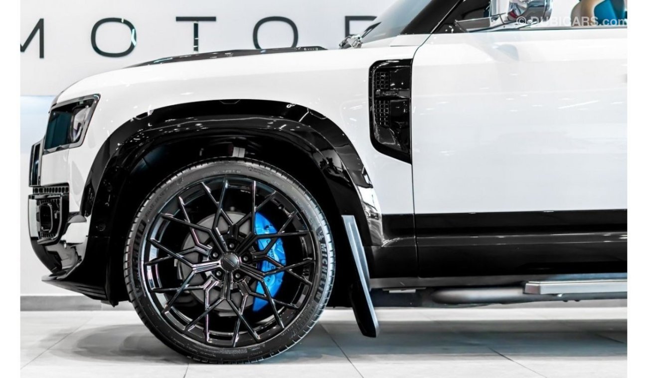 لاند روفر ديفندر 2023 URBAN Defender V8, 2027 Land Rover Warranty, Low KMs, GCC