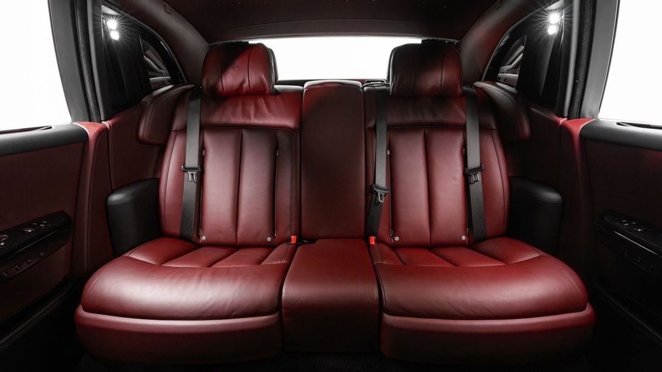 Rolls Royce Phantom STANDARD - 2019 - GCC Specs