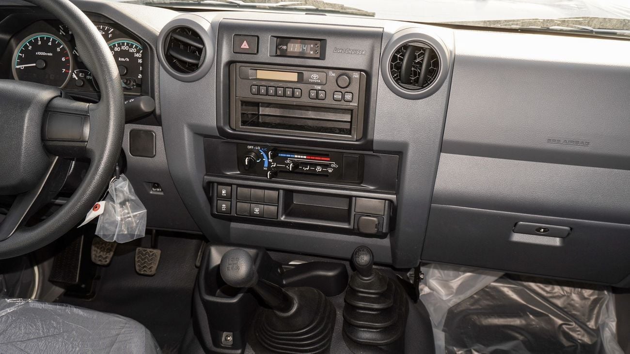 Toyota Land Cruiser 70 LC 78 HARDTOP 4.0L MT 4.0L V6 M/T
