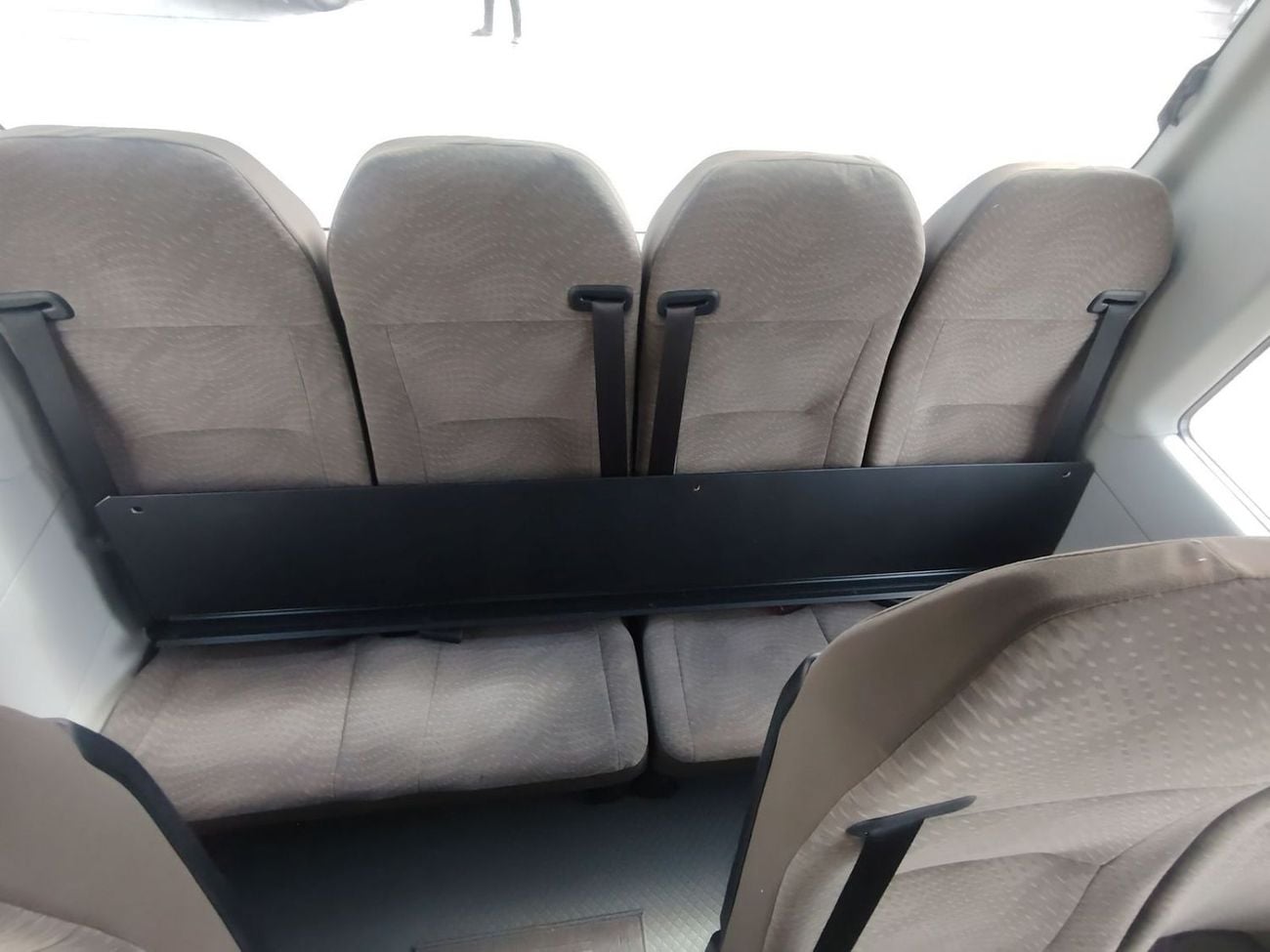 Toyota Coaster 2025 TOYOTA COASTER HIROOF 2.8L DIESEL A/T 22 SEATER LUGGAGE RACK BRAND NEW 0KM