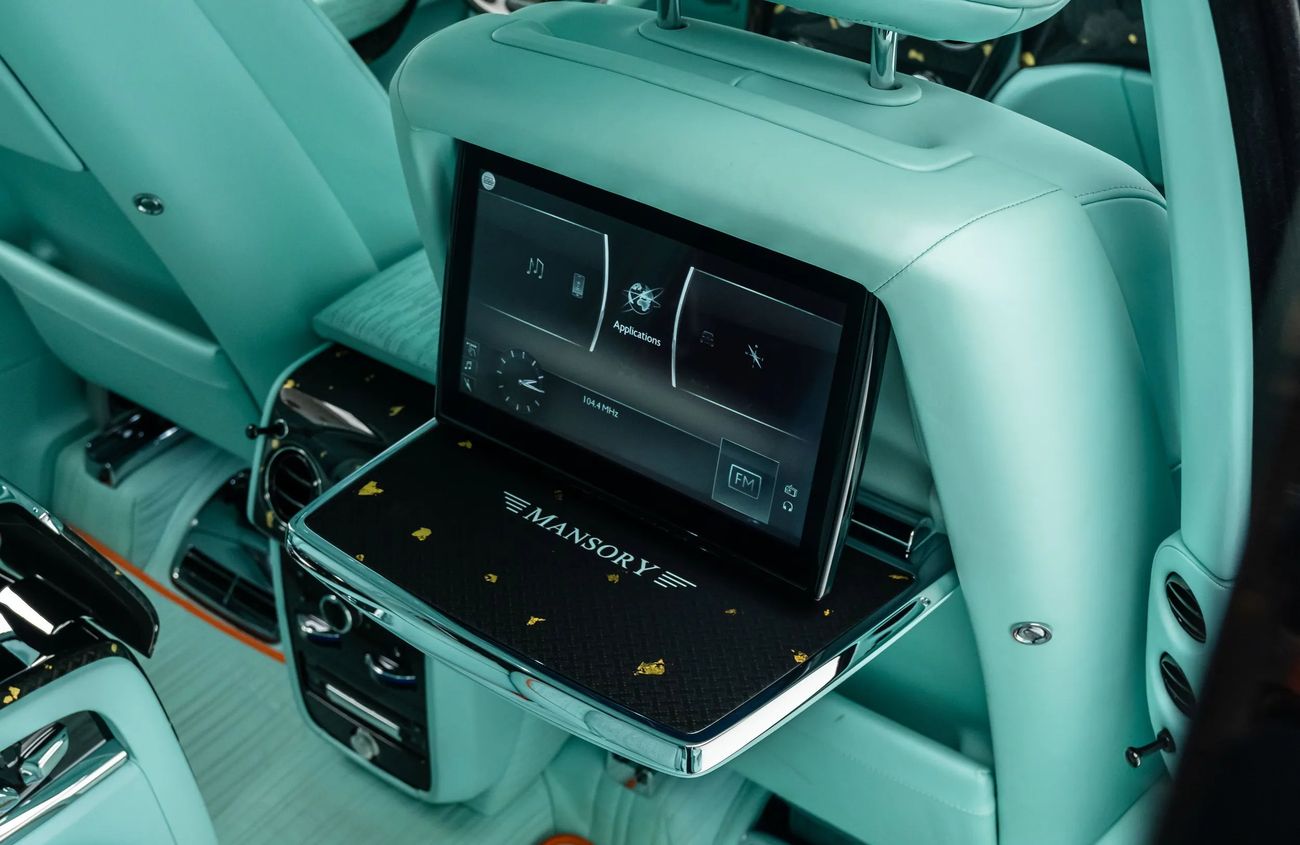 Rolls-Royce Cullinan 6.75L V12 Twin-Turbocharged Engine