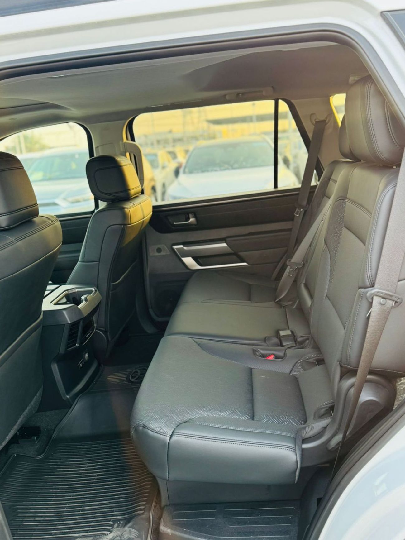 تويوتا سيكويا TRD OFFROAD