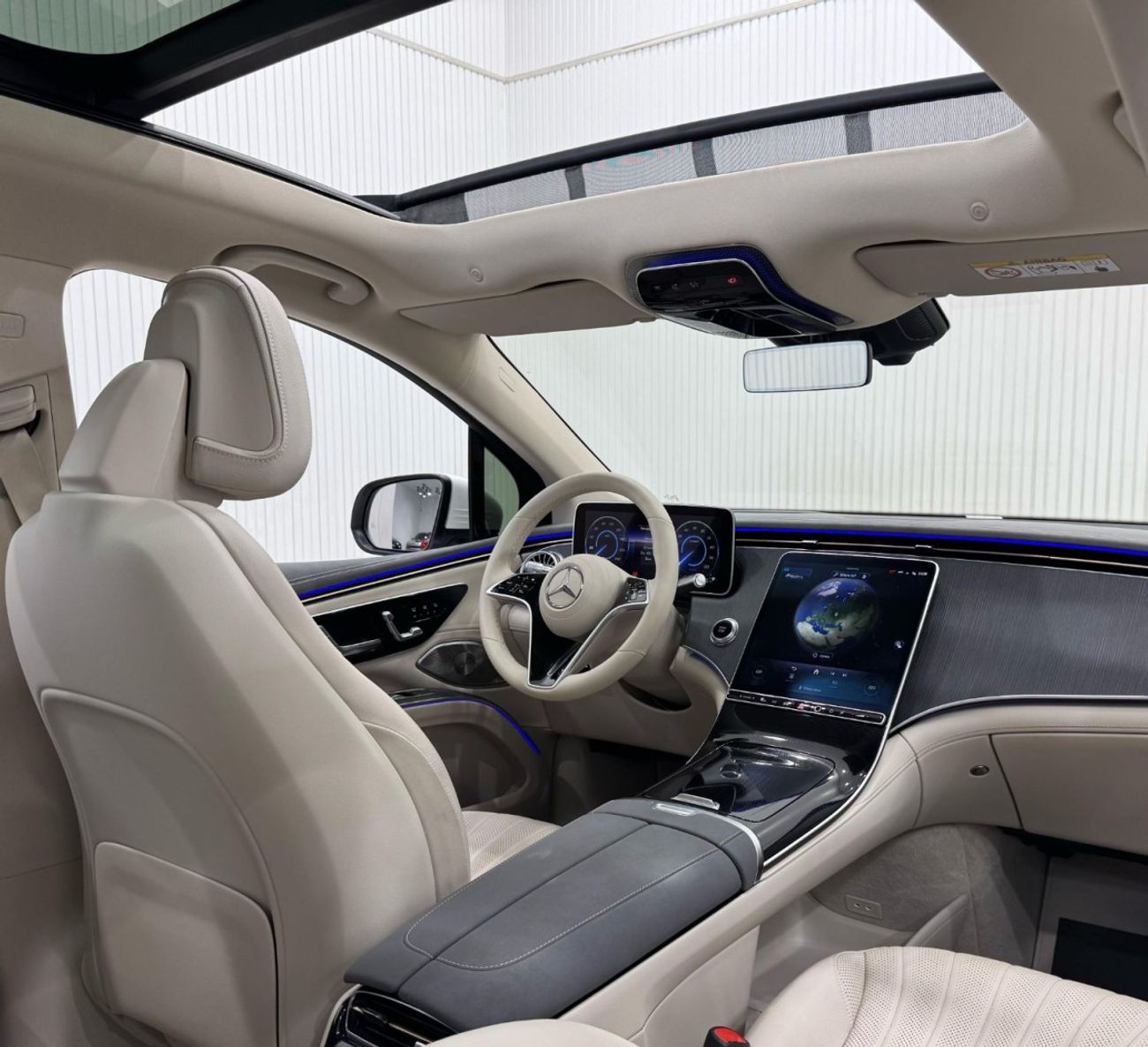 مرسيدس بنز EQS 450 SUV 2023 Mercedes-Benz EQS 450 4MATIC, 1 Year Warranty, Excellent Condition