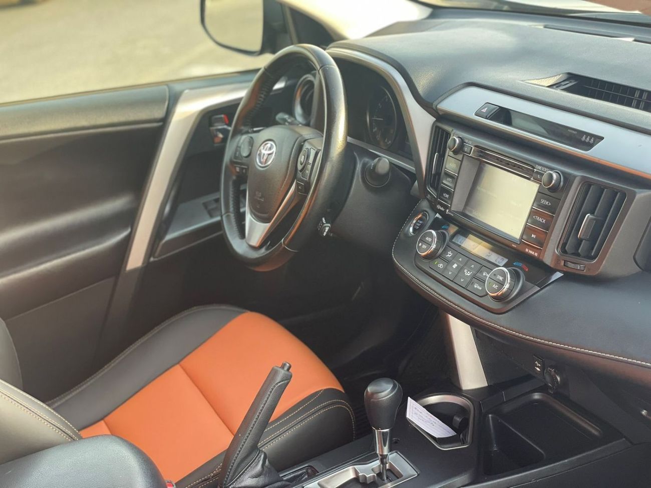 Toyota RAV4 2018 Toyota Rav4 Adventure 2.5L V4 Full Option - Sunroof Push Start & Truck Auto With Radar - l