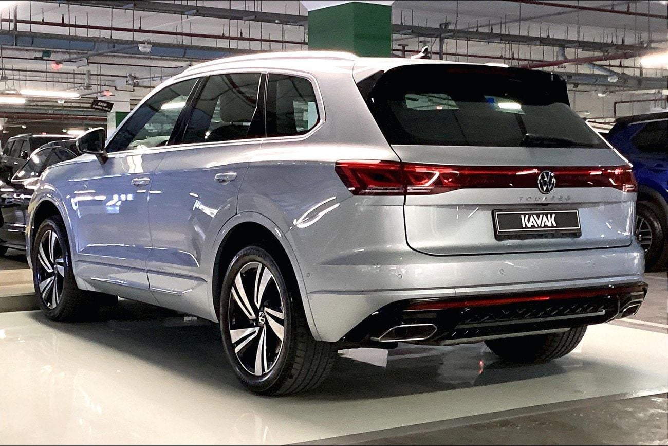 Volkswagen Touareg R-LINE | Guaranteed Warranty | 0 Down Payment