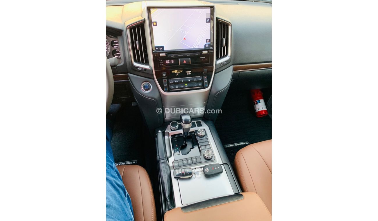 Toyota Land Cruiser VXR