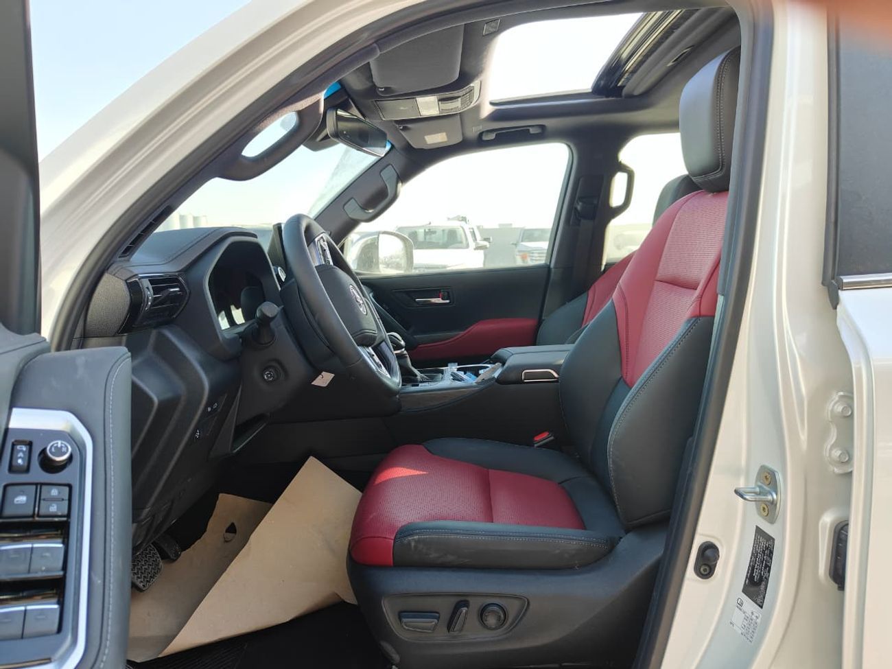 تويوتا لاند كروزر 2026 Toyota Land Cruiser LC300 VXR Full-Option with Radar 3.3L V6 Twin Turbo Diesel A/T Export Only