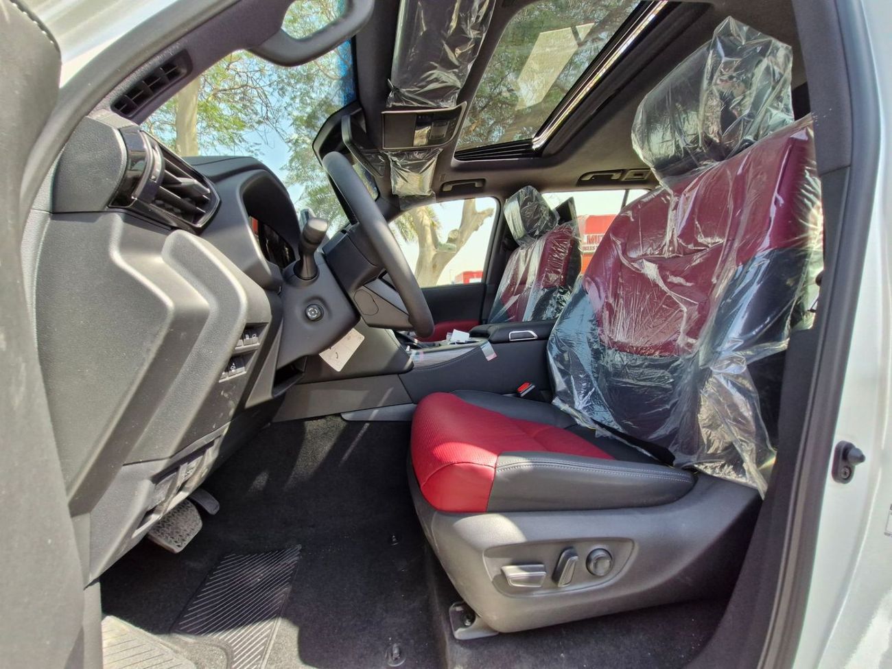 Toyota Land Cruiser 2025 TOYOTA VXR-Z 3.3L DIESEL ROOF LIGHT SOFT CLOSE DR, BRAND NEW 0KM