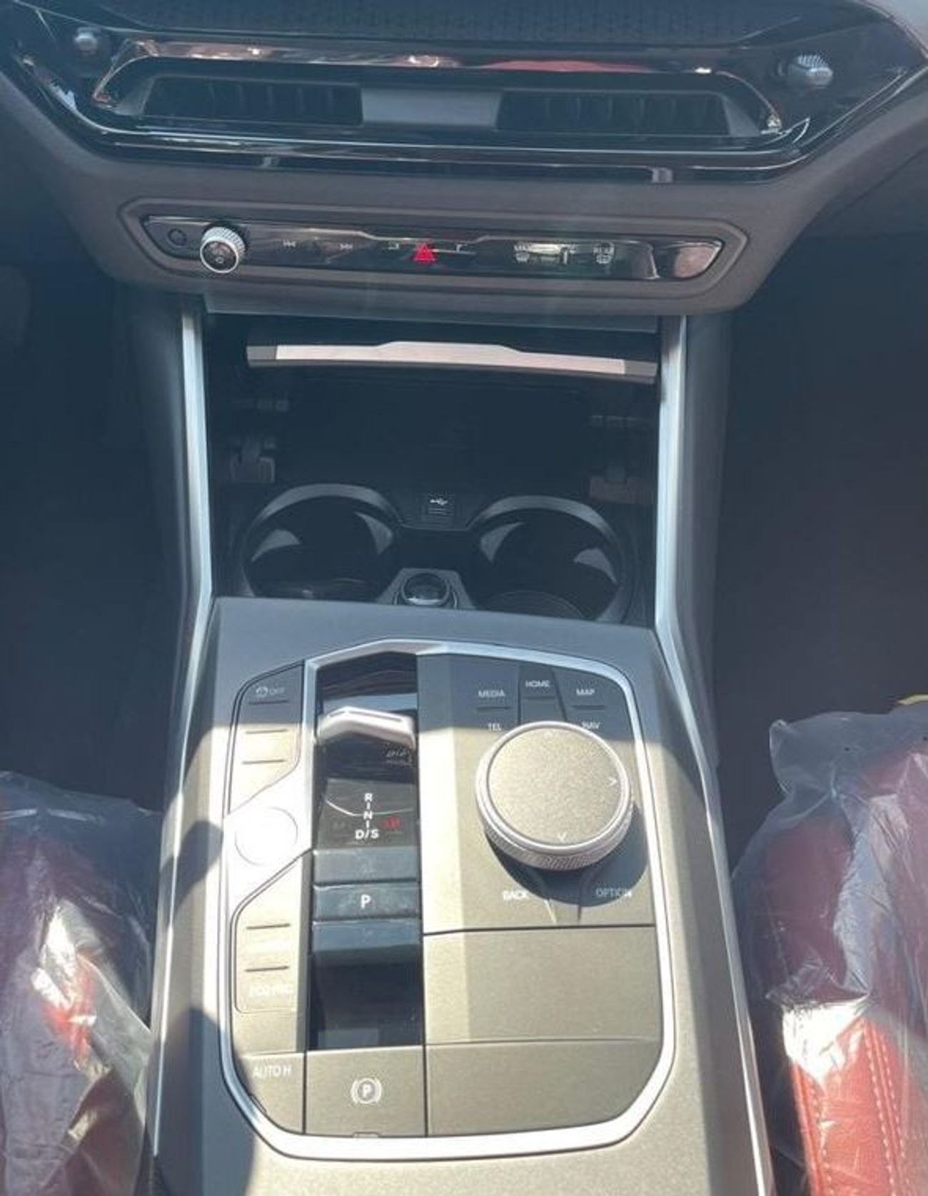 BMW 318i V4 2.0L Warranty & Service 2025 GCC