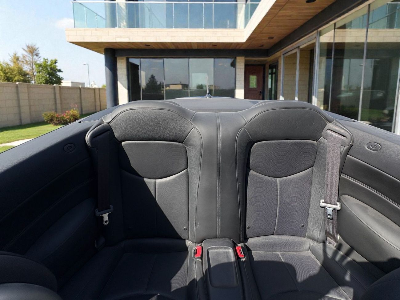 إنفينيتي Q60 Q60 CONVERTIBLE 3.7L V6 A/T | 2016 | GCC SPECS