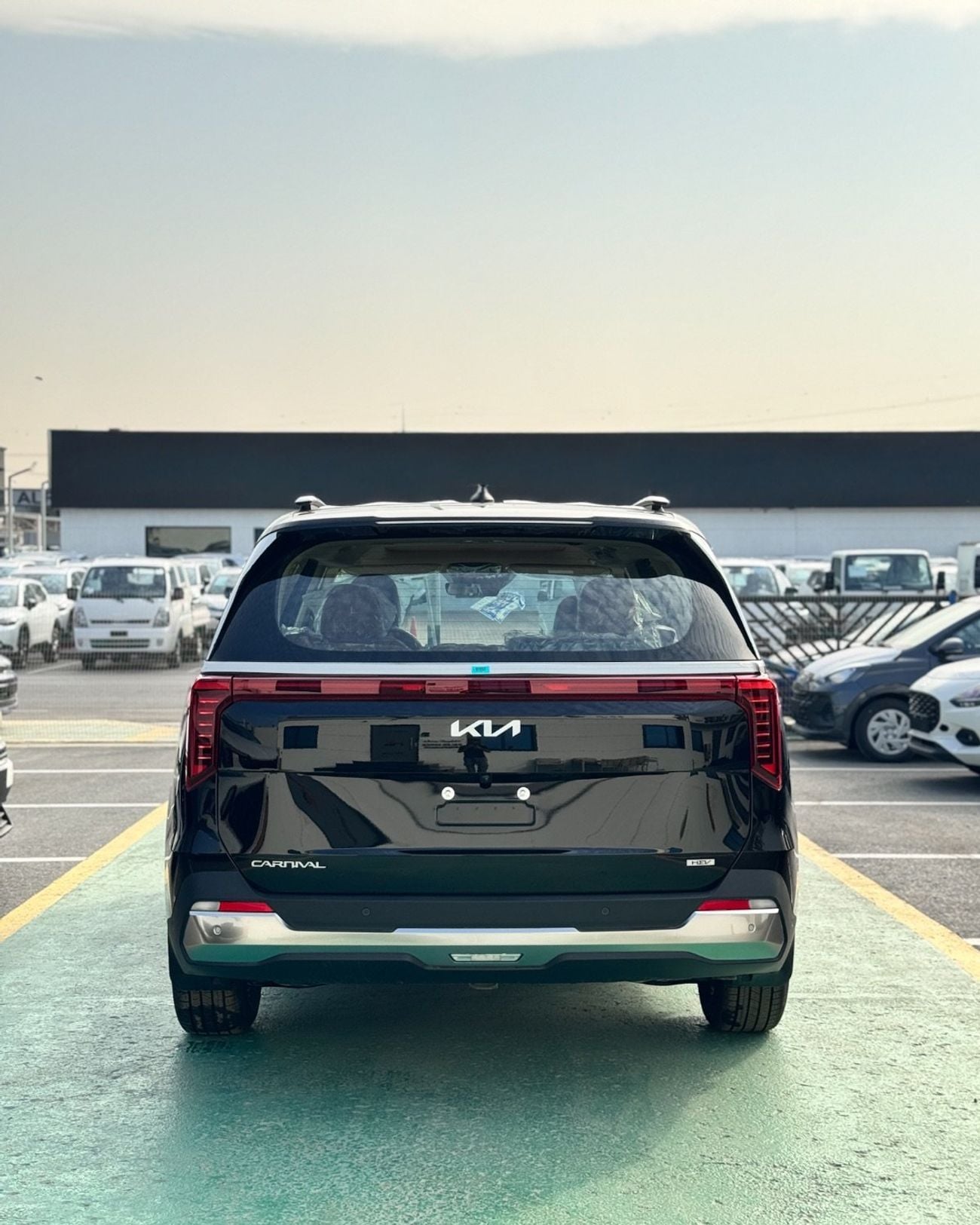 كيا كارنيفال   KIA CARNIVAL (HEV ) 1.6T GCC specs - 2026 MODEL