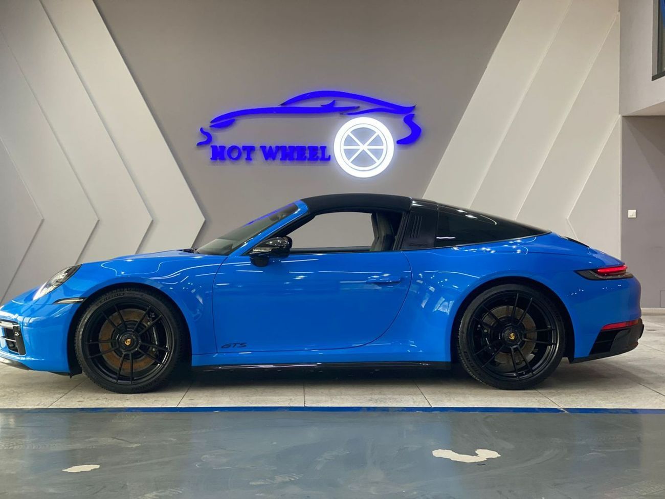 بورش 911 Targa 4 GTS 3.0L (450 HP)