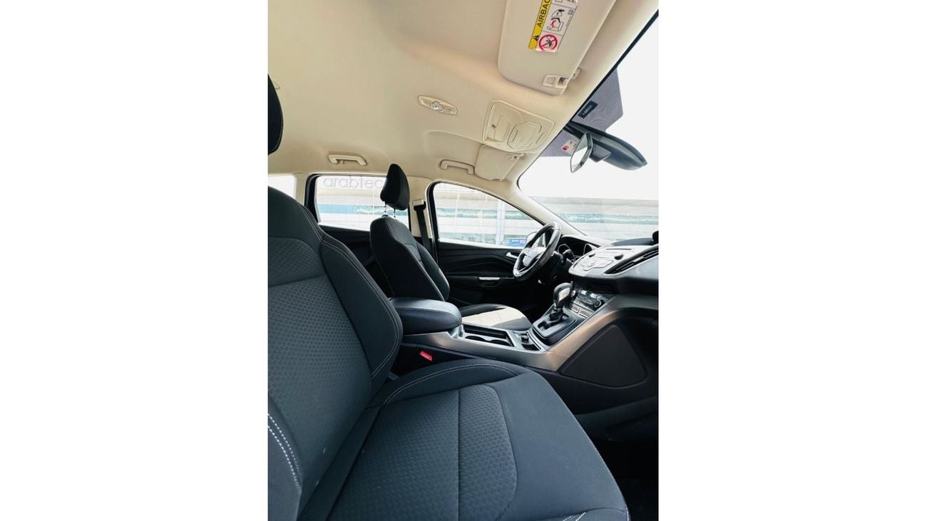 Ford Escape SE AED 460 P.M | FORD ESCAPE | 2.5L I4 | GCC SPECS | WELL MAINTAINED