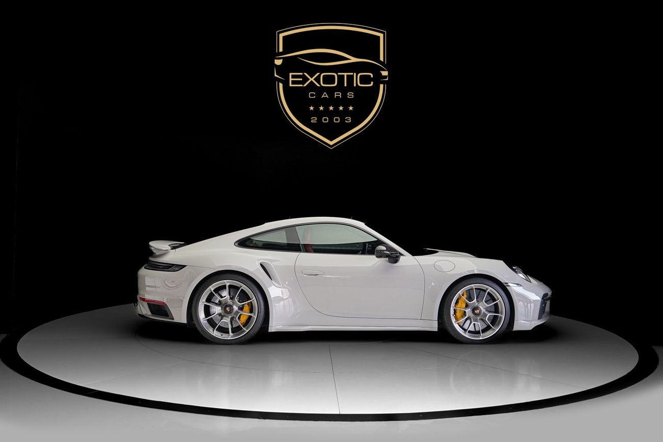 Porsche 911 Turbo S 3.8L (640 HP) Coupe