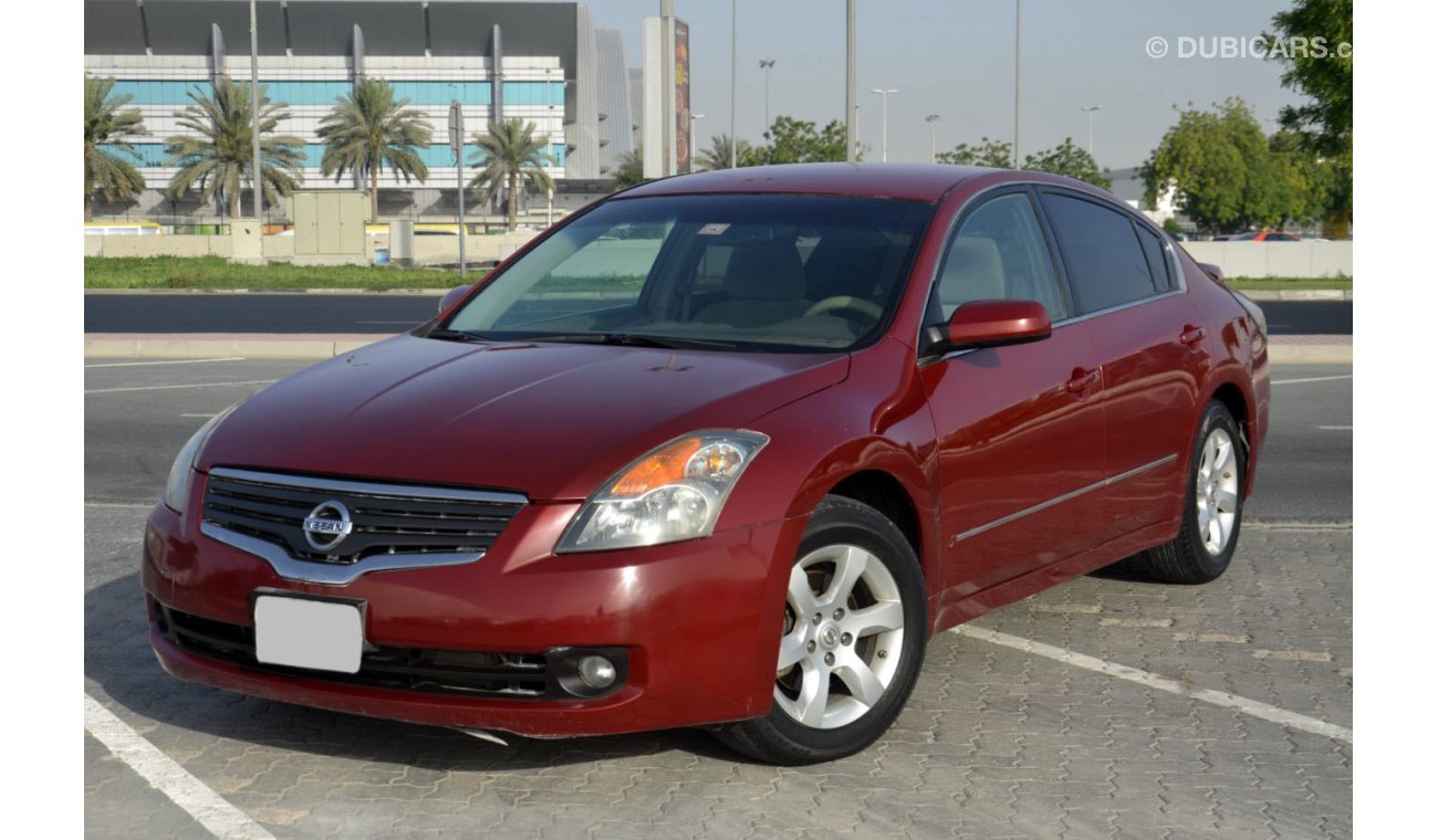 Nissan Altima 2.5S Mid Range Excellent Condition