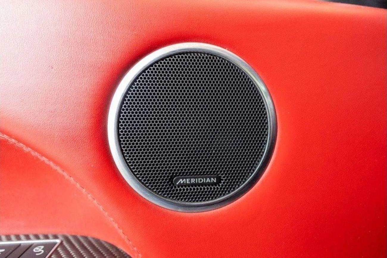 لاند روفر رينج روفر سبورت Range Rover Sport SVR 2019 GCC under Warranty with Flexible Down-Payment.