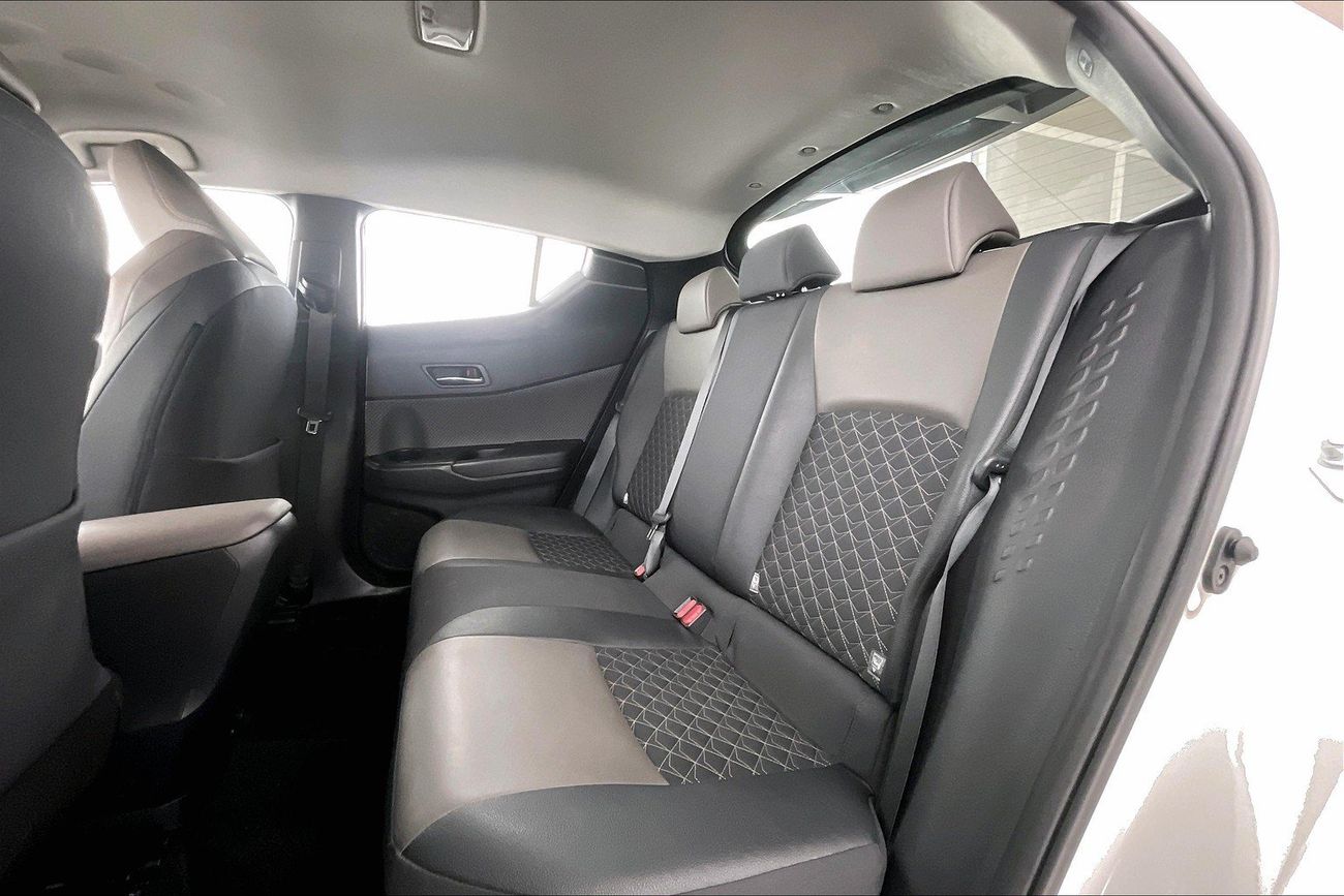 تويوتا CHR VX | شامل الضمان | 0 ﺪﻔﻋﺓ ﺃﻮﻟﻯ