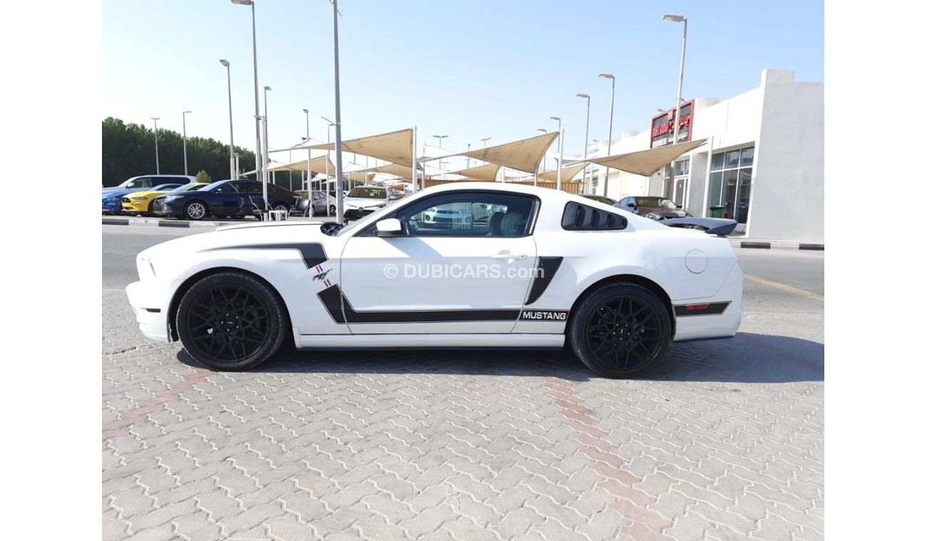 Ford Mustang Ford mustang 2014 full automatic clean caar