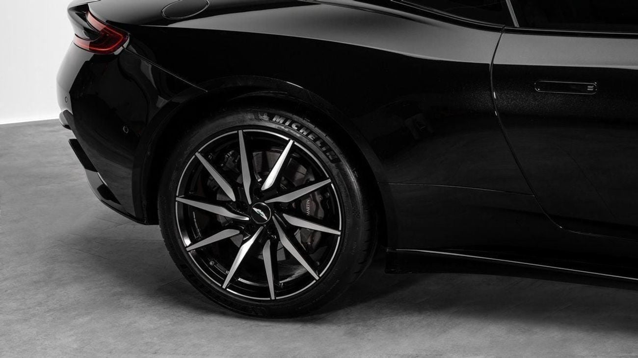 Aston Martin DB11 VOLANTE V8 - 2020 - GCC Specs