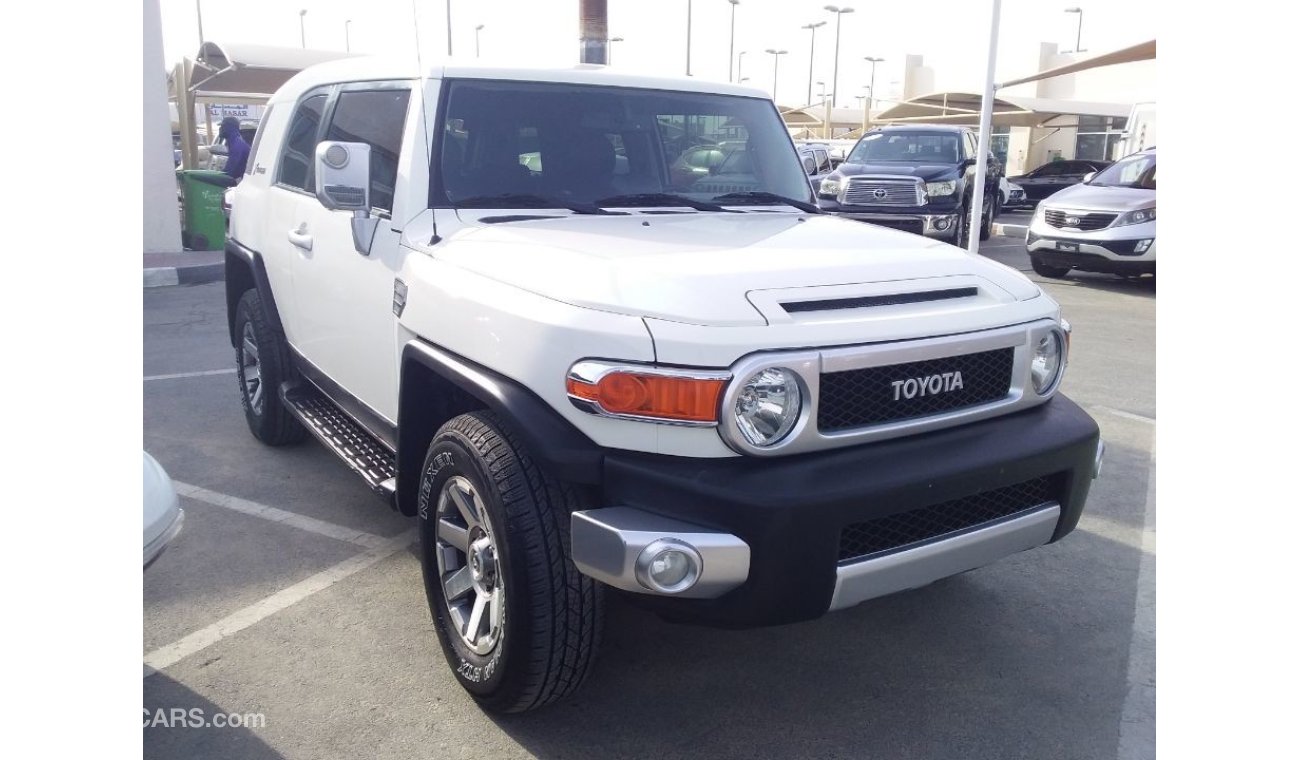 Toyota FJ Cruiser 2015 GCC