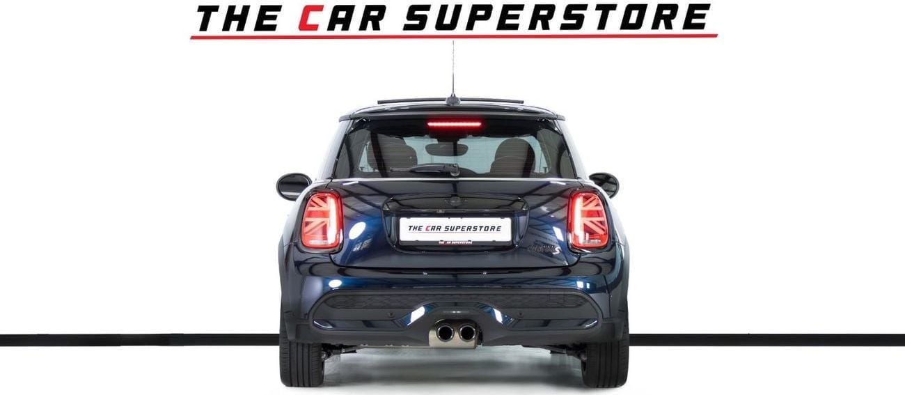 ميني كوبر إس Full Service History - Low Millage - Mint Condition - GCC Specs - Single Owner