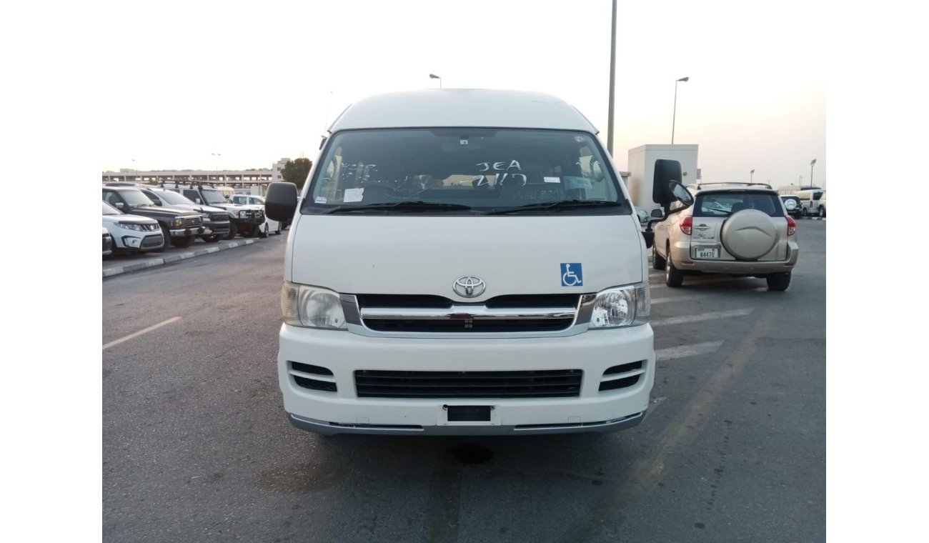 تويوتا هاياس TOYOTA HIACE RIGHT HAND DRIVE (PM1148)