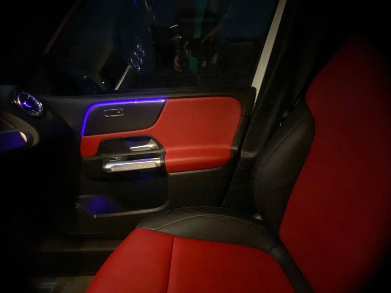 مرسيدس بنز GLB 250