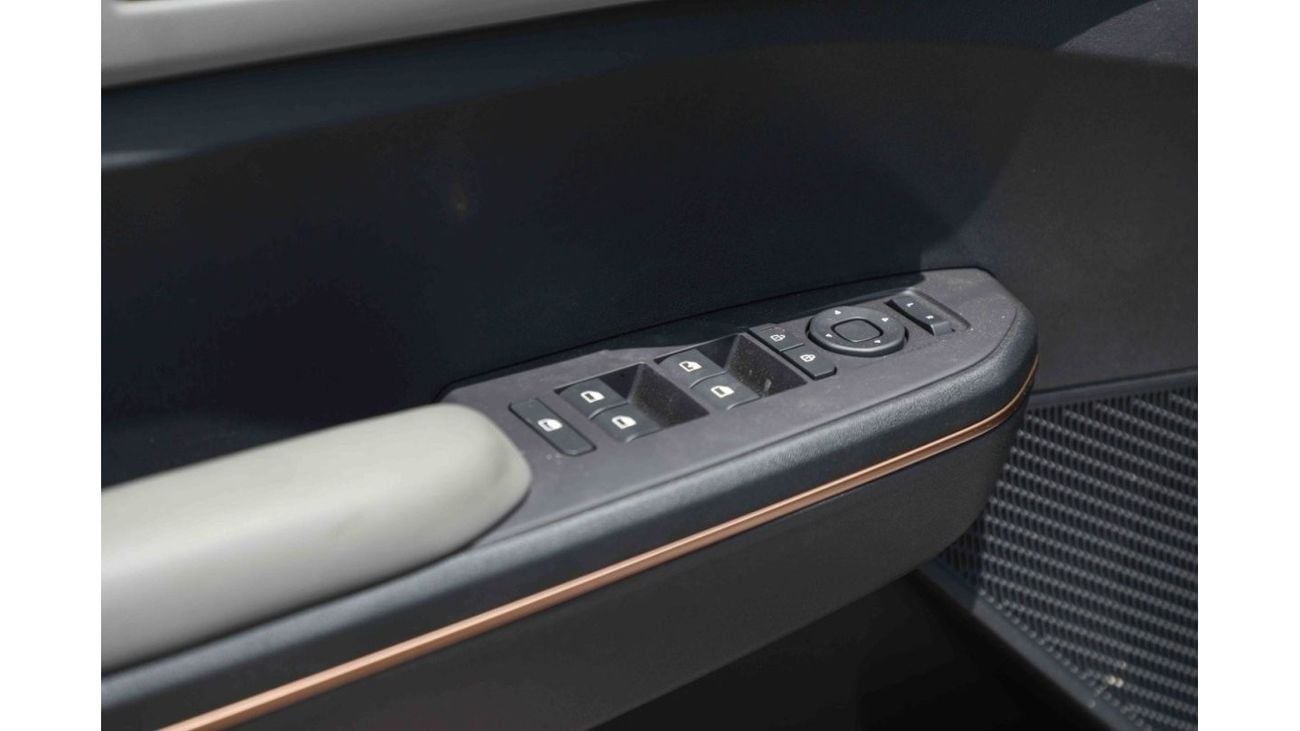 Kia EV5 2023 KIA EV5 AIR 530 - White inside Grey & Black | Export Only