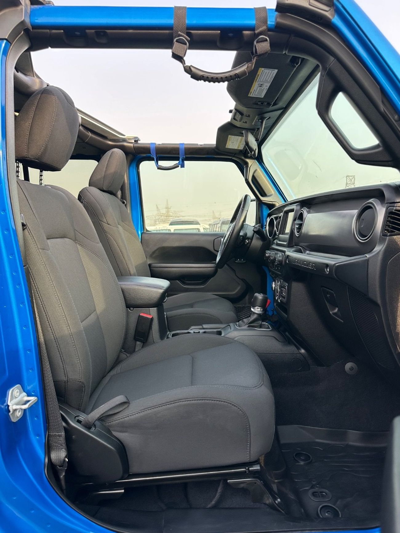 Jeep Wrangler Unlimited Sport S 2.0L A/T Unlimited Sport  2.0L Full Option