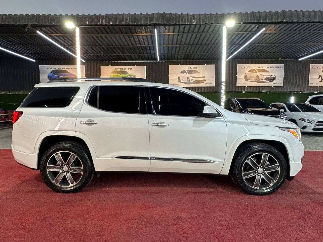 GMC Acadia DENALI
