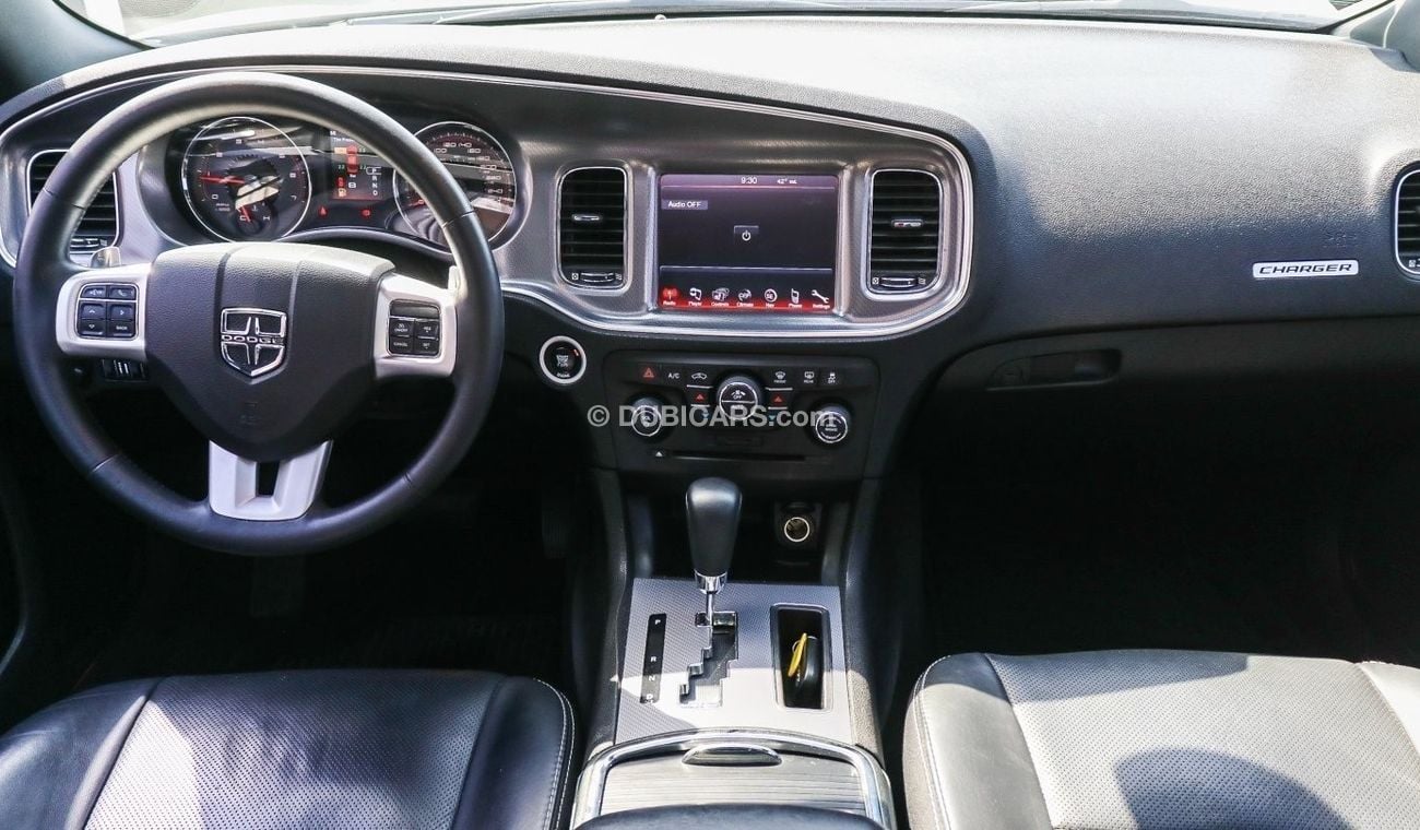 Dodge Charger Dodge Charger || 2014 Charger RT || V8 5-speed automatic || GCC || Perfect Condition ||  Agency Main
