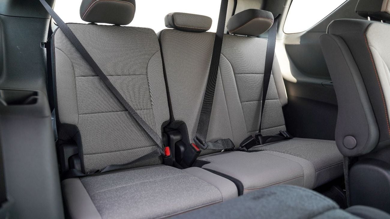 شيفروليه ترافيرس LT 2.5T Chevrolet Traverse LT FWD 2.5L SUV - 2024 (Export)