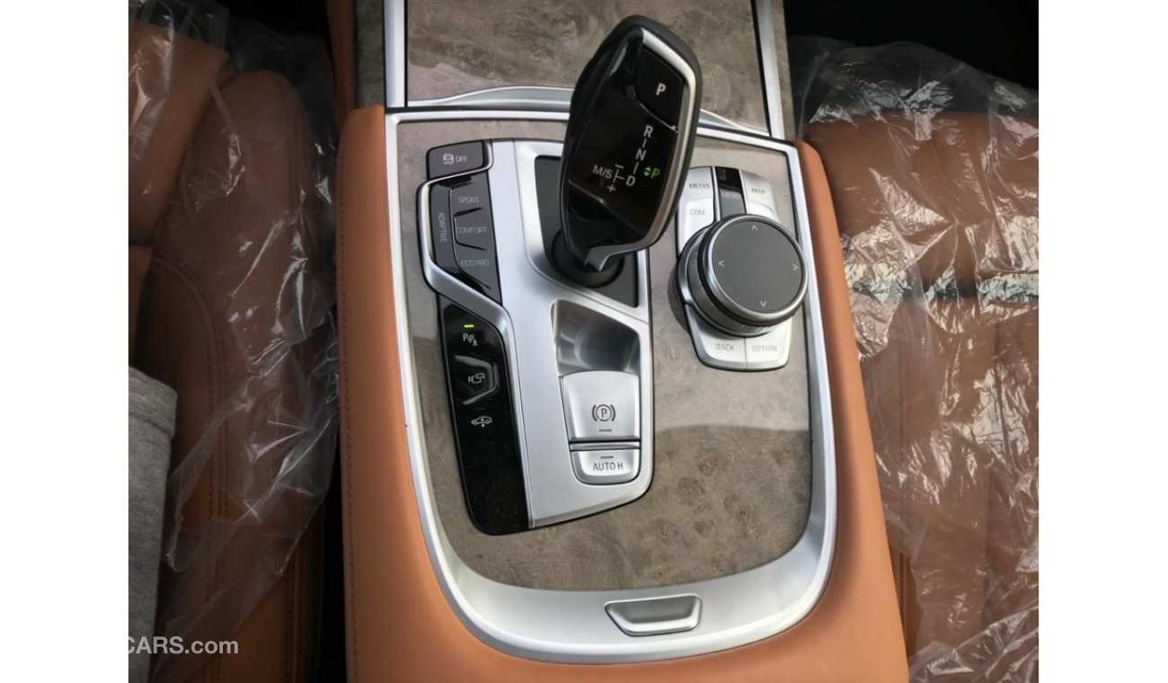 بي أم دبليو 730 LI 2021 GCC Under Warranty