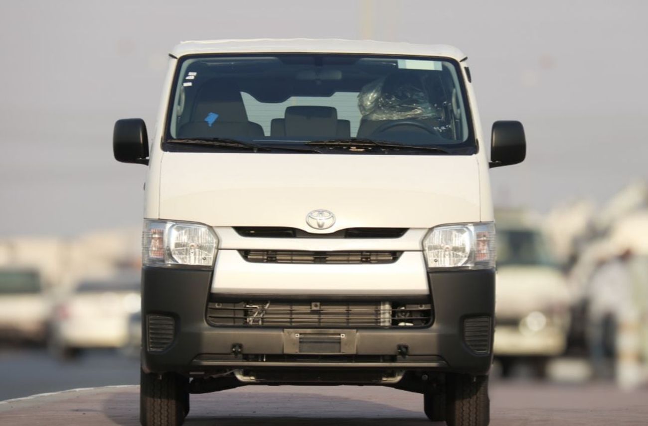 Toyota Hiace GL -Standard Roof  Panal Van 2.7L