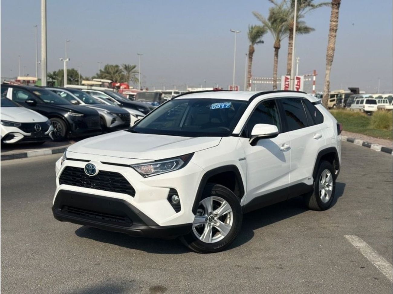 Toyota RAV4 TOYOTA RAV4 Hybrid XLE