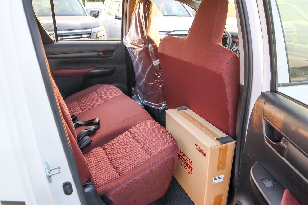 Toyota Hilux 2024 Toyota Hilux (TGN121) 2.7L 4×2 RWD
