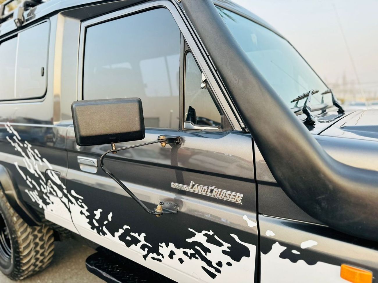 Toyota Land Cruiser 70 HARDTOP | BULL BAR | AIR SNORKEL | 1991 | RHD | 4.2L DIESEL | PREMIUM CONDITION