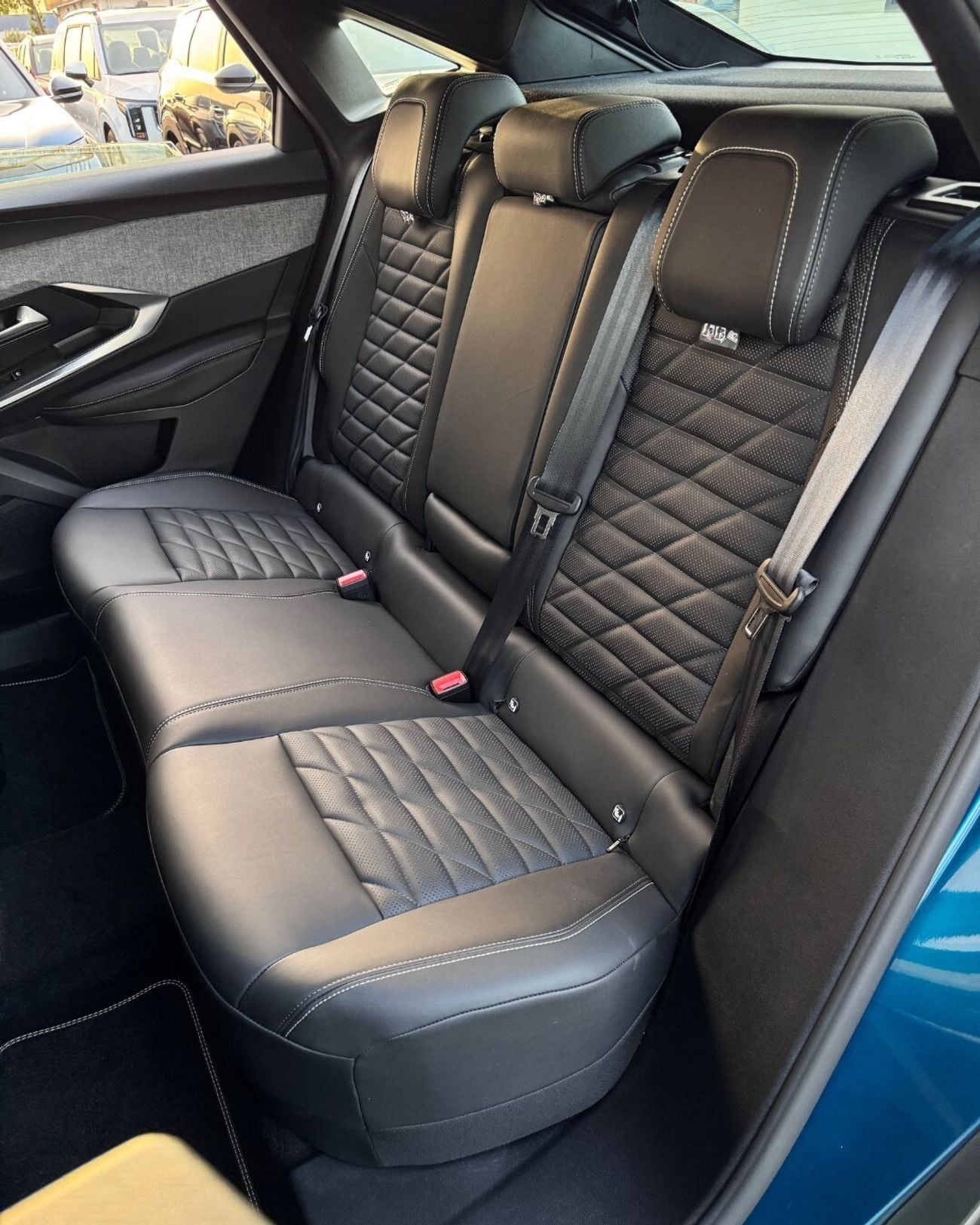Peugeot 3008 NEW PEUGEOT 3008 GT - 1.6T - (2025 MODEL) GCC specs