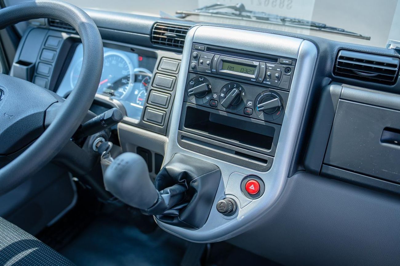 ميتسوبيشي فوسو كانتير Mitsubishi Fuso Canter 2025 4.2L Diesel one Tunk  Manual