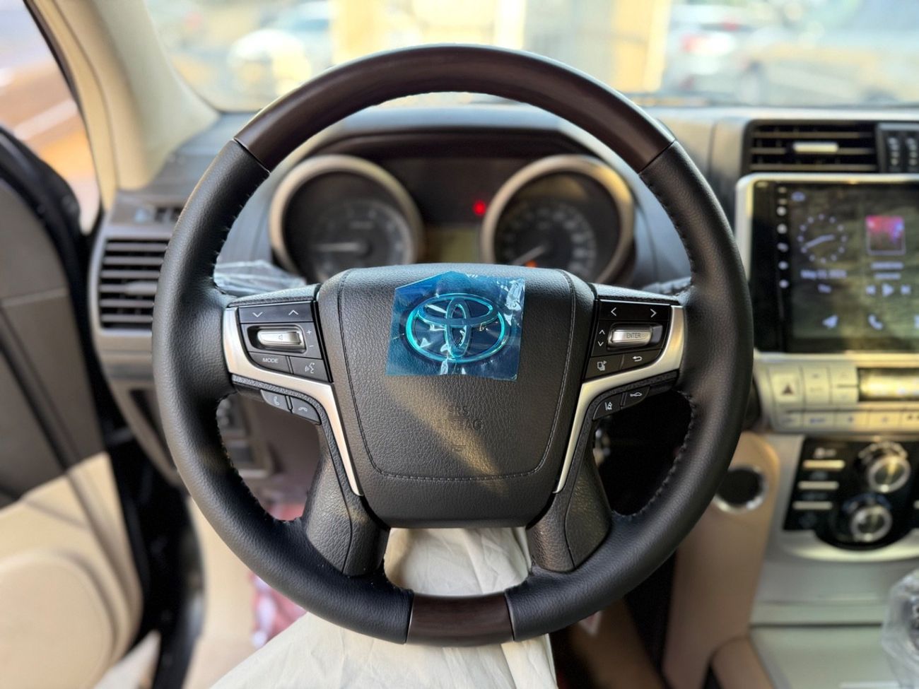 Toyota Prado Std 2.7L (160 HP)