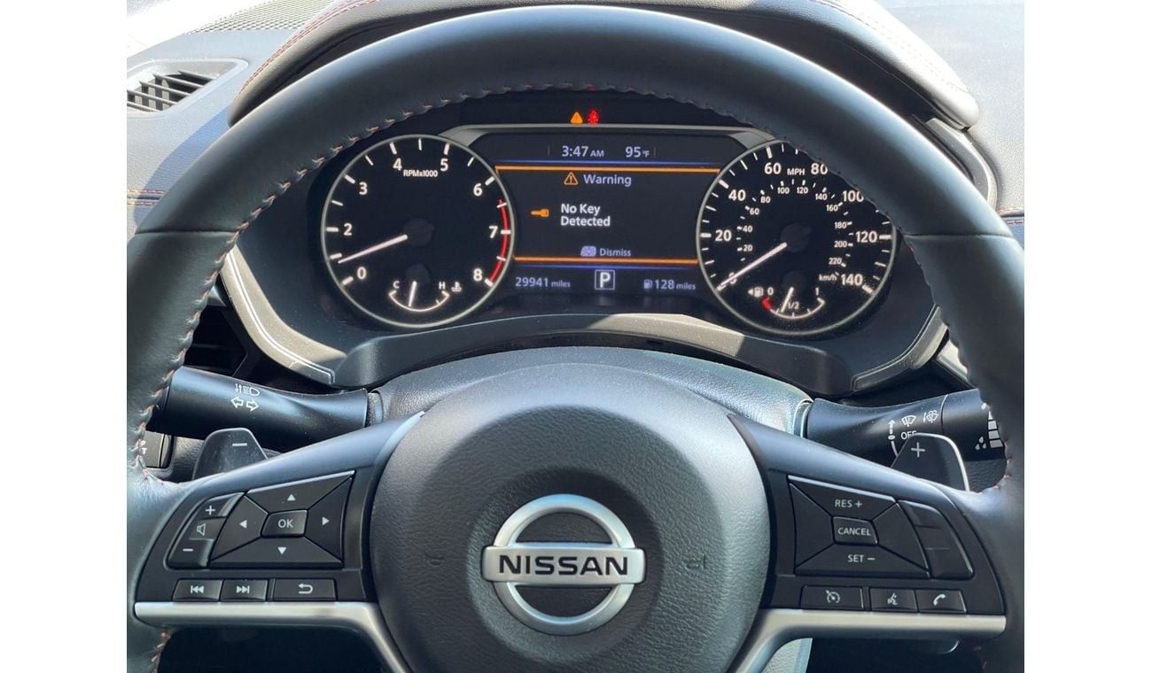 نيسان ألتيما SV 2.5L SV / 2.5L / LOW MILEAGE / RADAR / APPLE - ANDROID AUTO