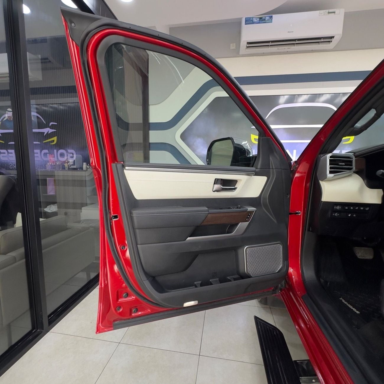 Toyota Tundra CREWMAX CAPSTONE (NON GCC)