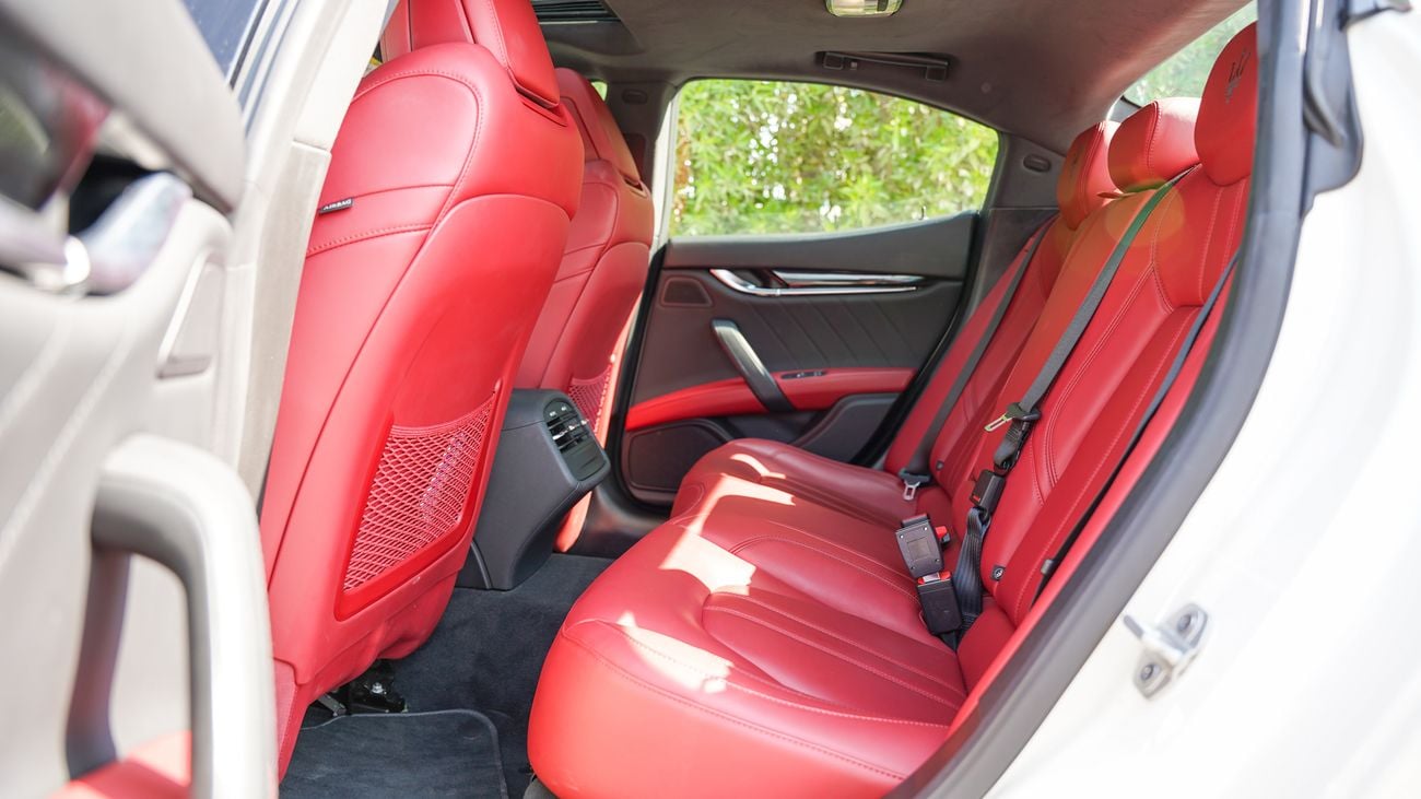 Maserati Ghibli Modena  3.0L