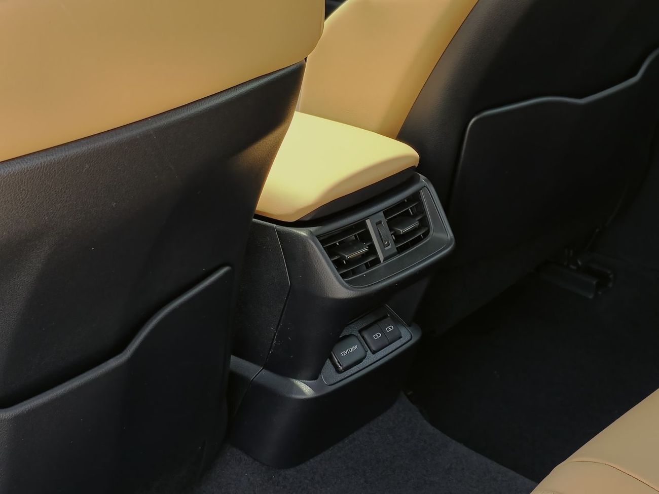 Lexus ES350 LEXUS ES350 - PRIME - 3.5L - 2025 MODEL - WHITE INSIDE TAN 