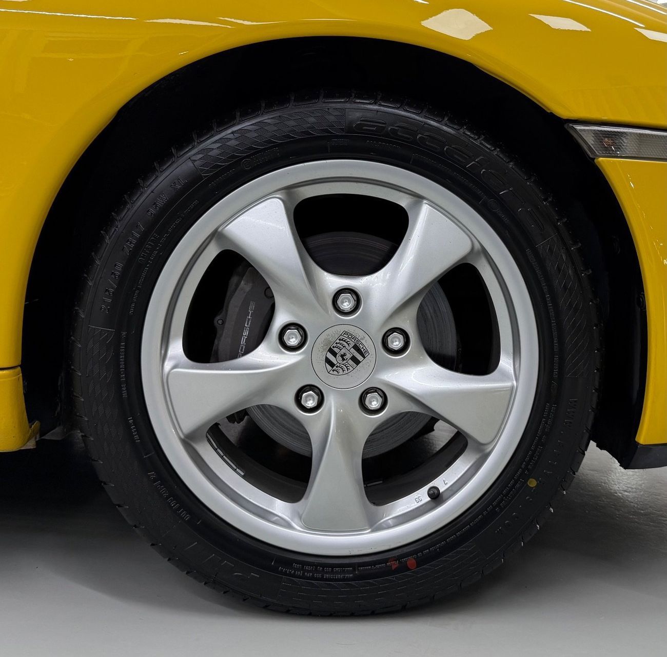 Porsche 718 Boxster Original paint .. Low Milegea .. Perfect Condition