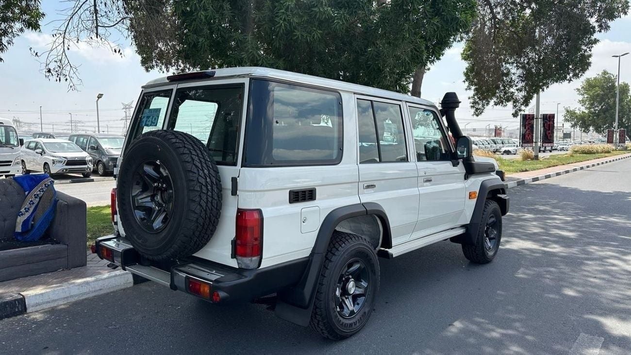 Toyota Land Cruiser 70 NEW RHD MANUAL 2.8 diesel