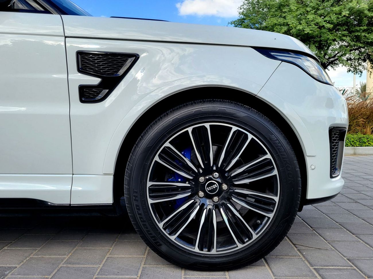 Land Rover Range Rover Sport SVR 5.0L (575 HP) 4WD