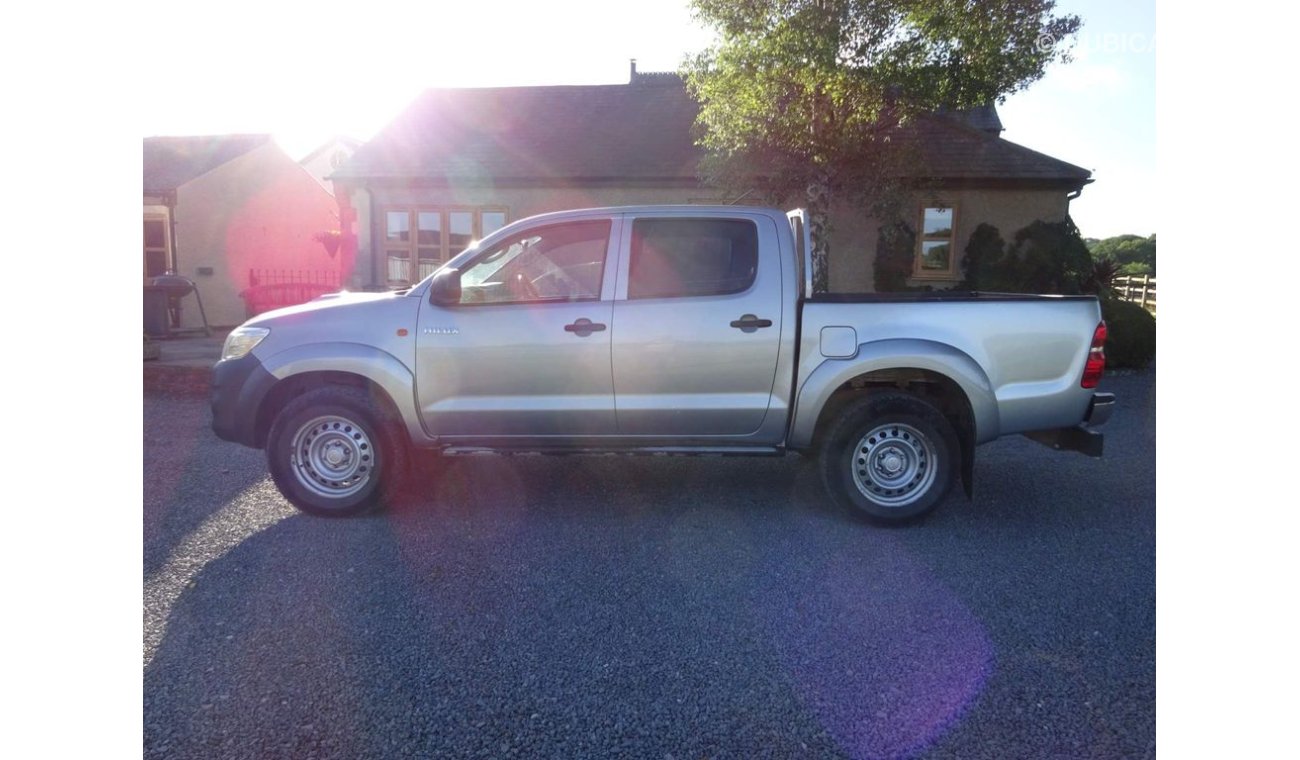 Toyota Hilux Active Pickup Double Cab 4WD