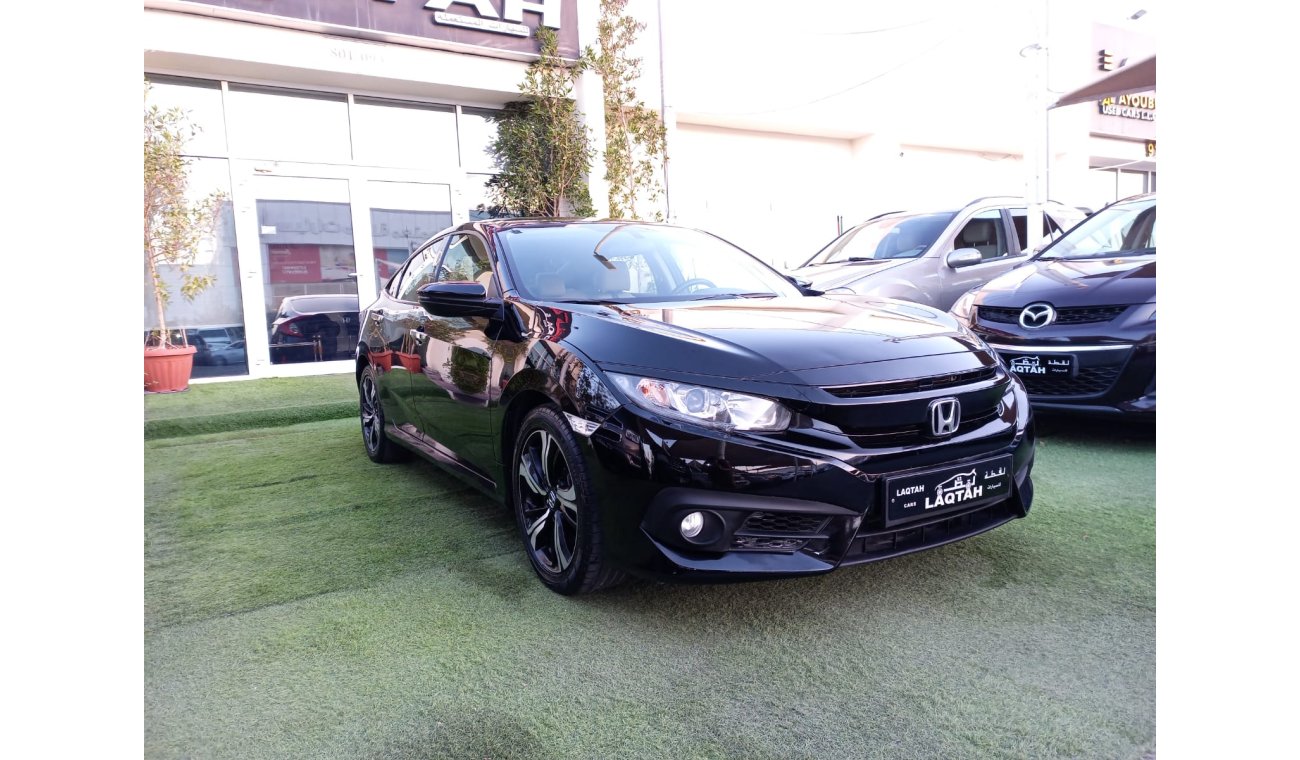 Honda Civic Gulf 1600 CC 2019 model, cruise control, screen, alloy wheels, sensors, in excellent condition