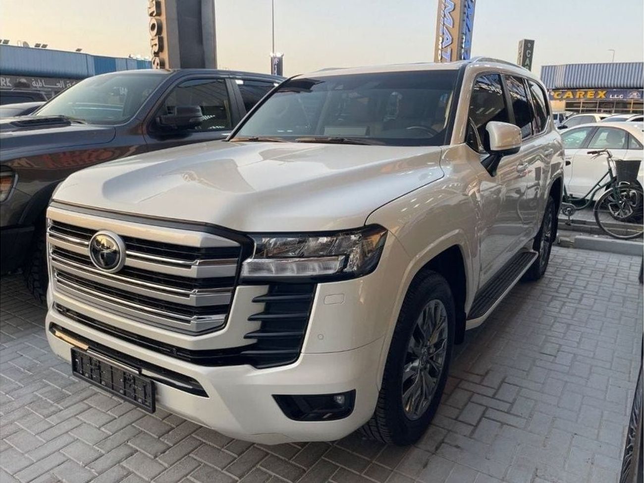 تويوتا لاند كروزر GXR